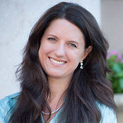 Yvette Erasmus